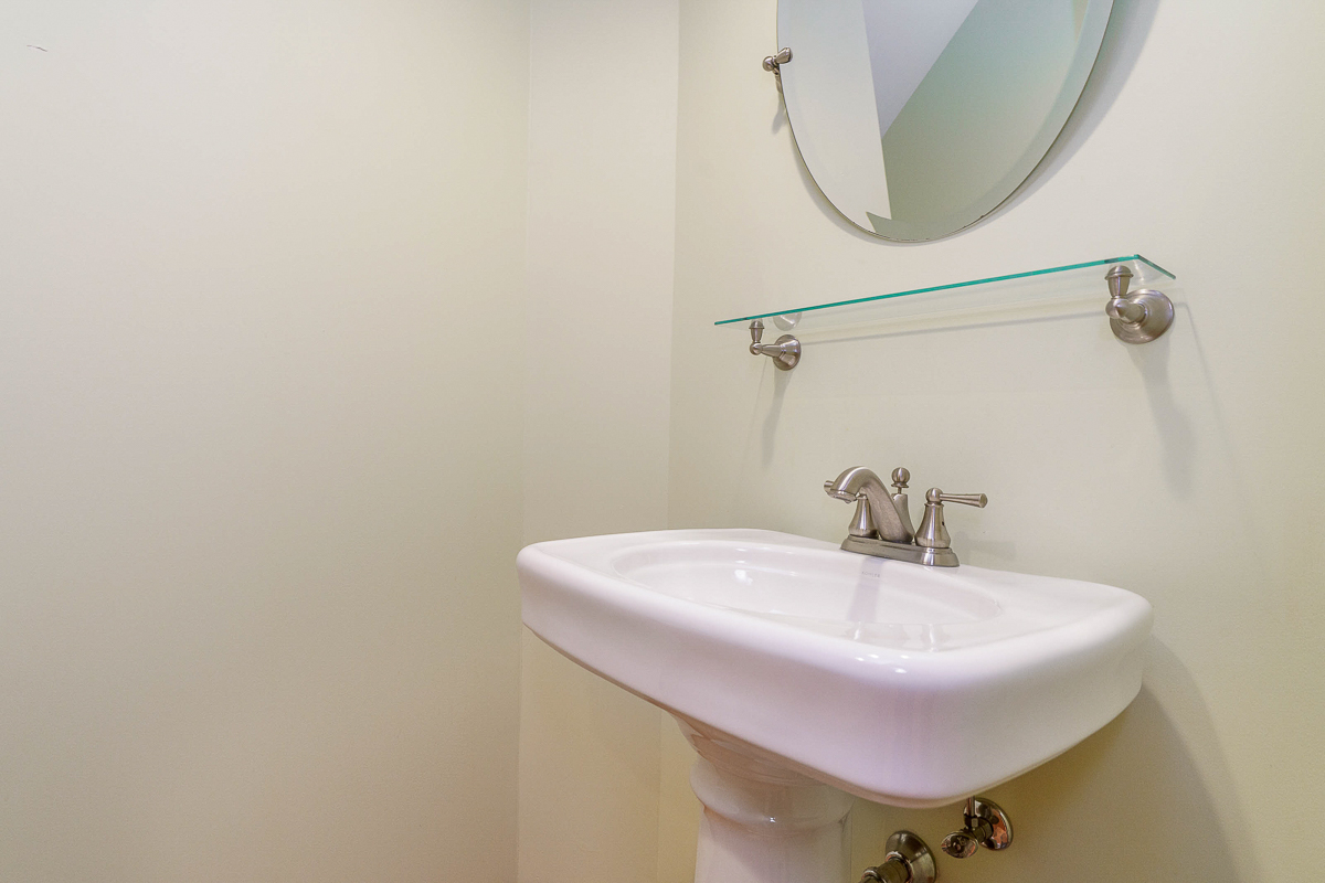 1037 Ravine Ridge Dr-26