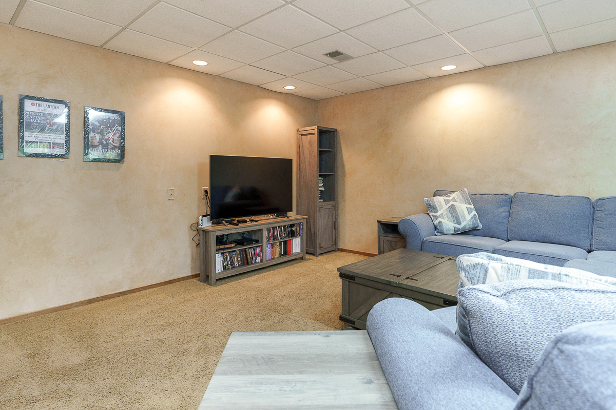 1037 Ravine Ridge Dr-27