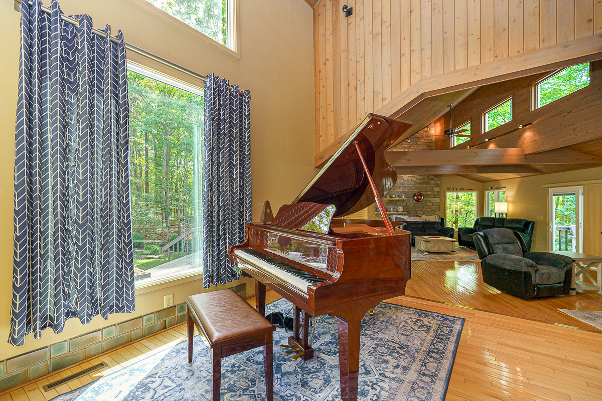 1037 Ravine Ridge Dr-37