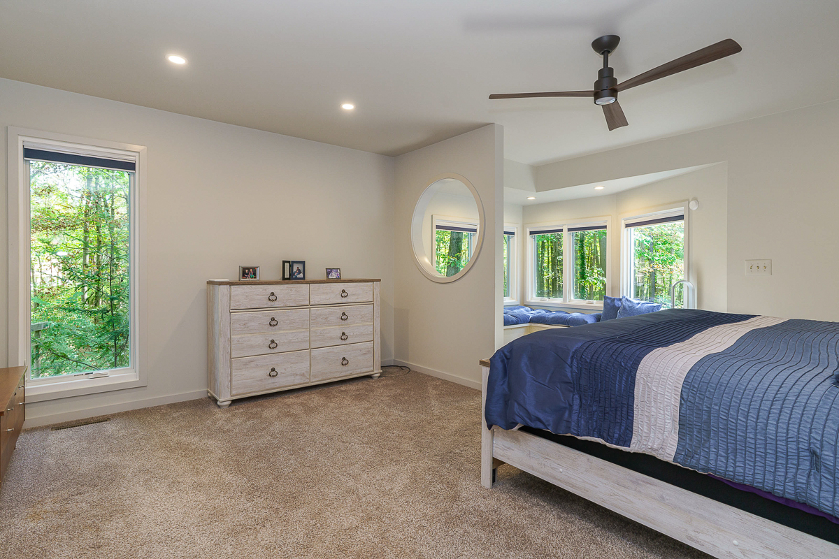 1037 Ravine Ridge Dr-58