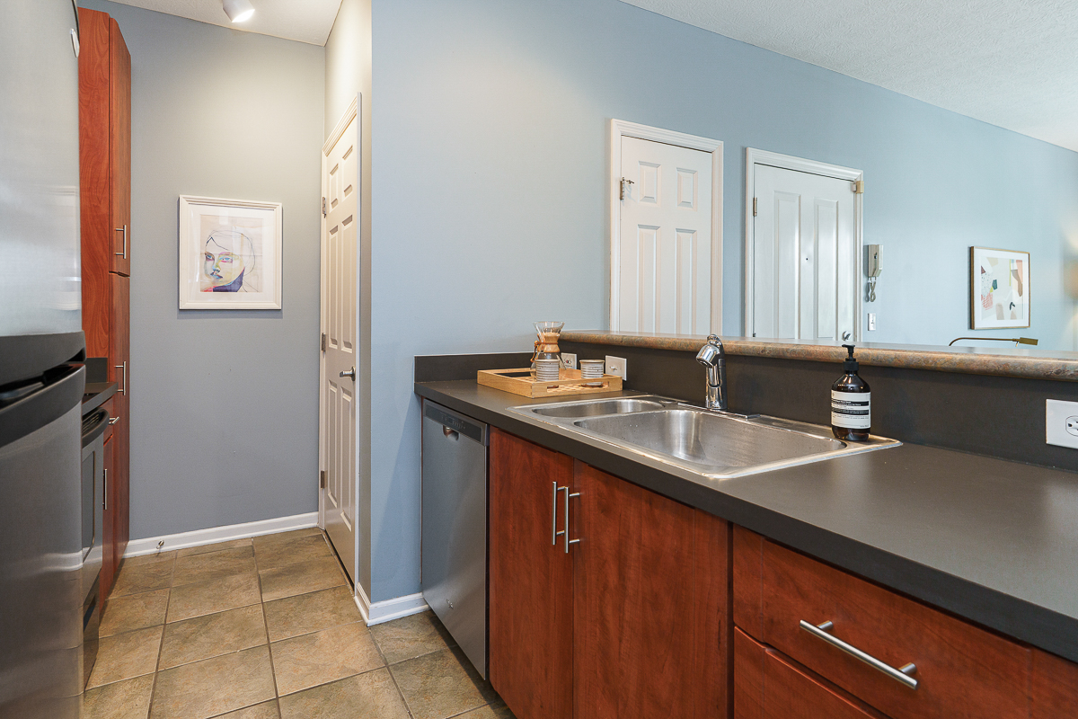 114 e Mound St #1-17