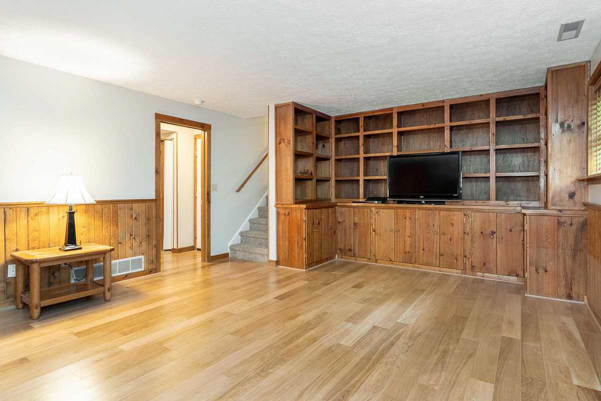 12643 Heimberger Rd NW-38