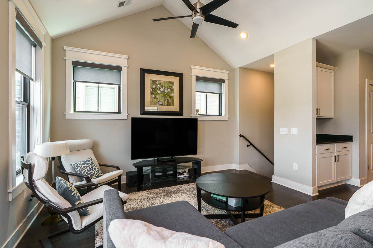 1308 Forsythe Ave Unit B-17