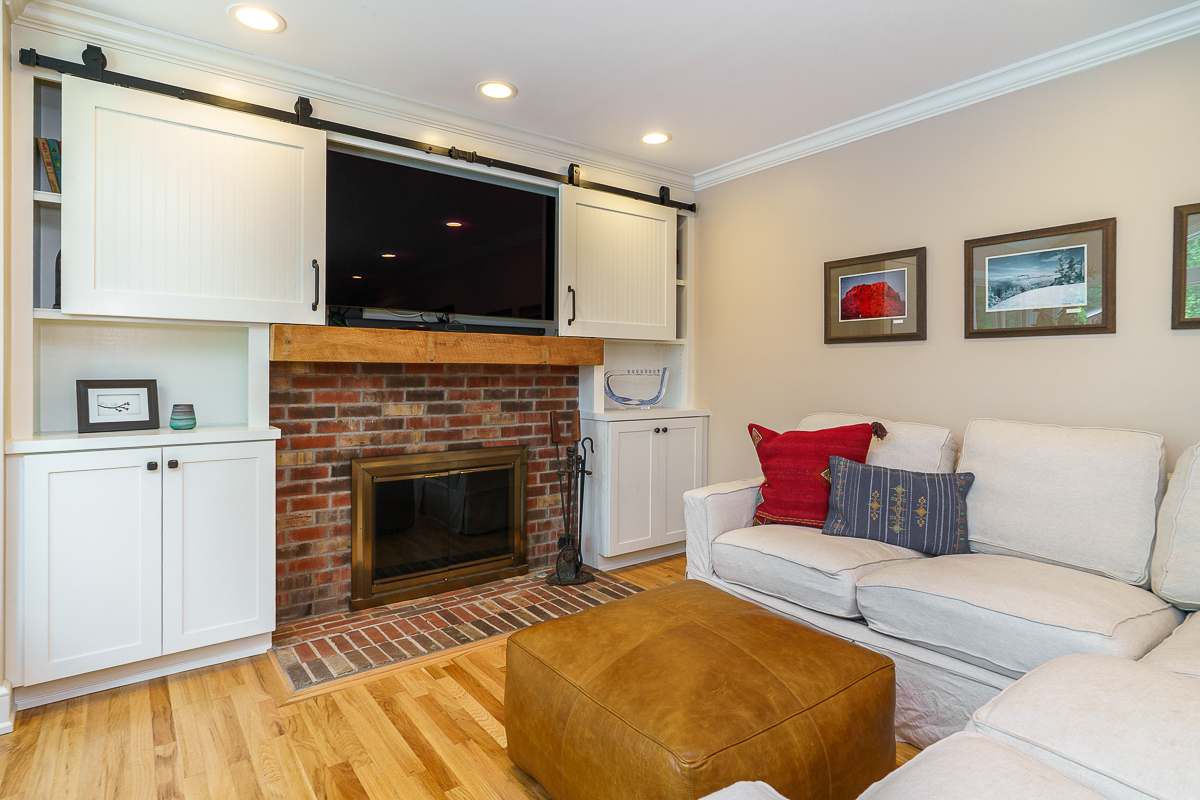 1332 Castleron Rd N-24