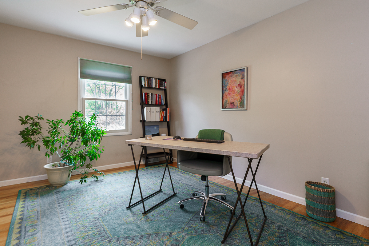 1332 Castleron Rd N-39