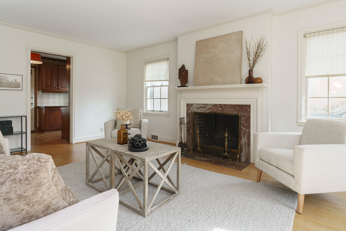 136 s Remington Rd-11