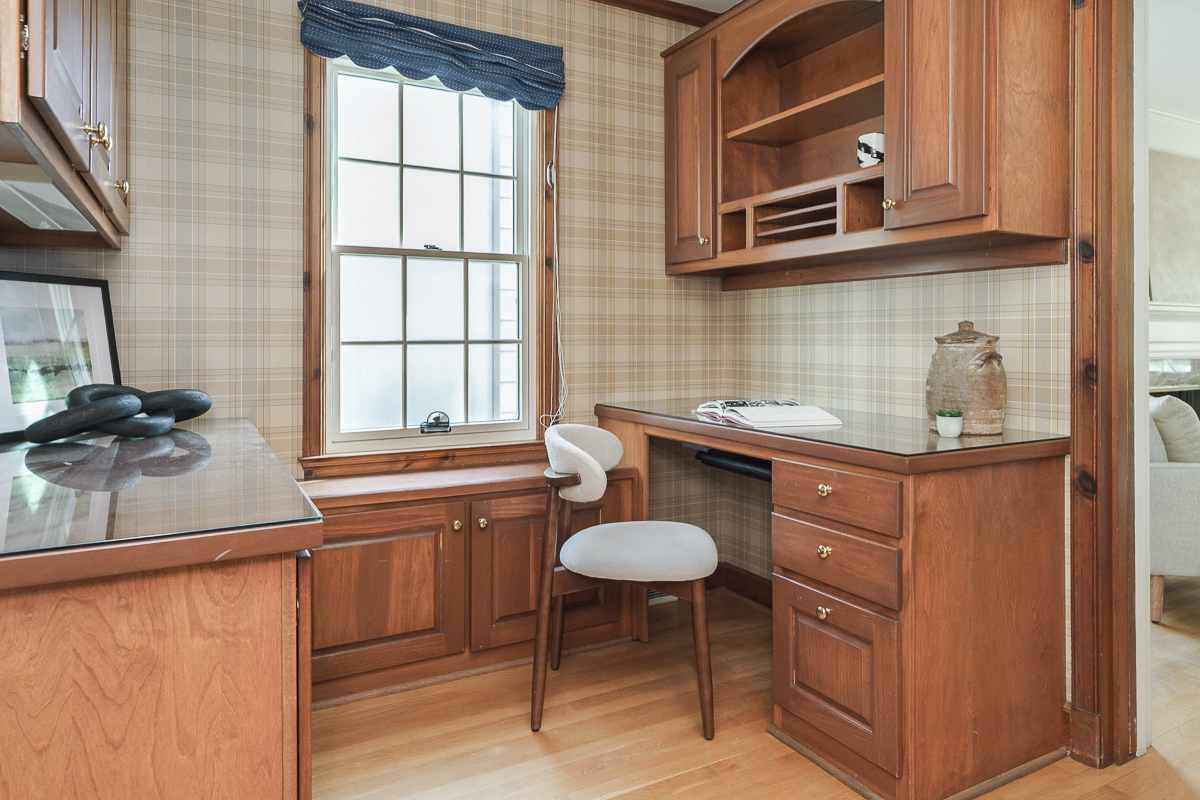 136 s Remington Rd-17