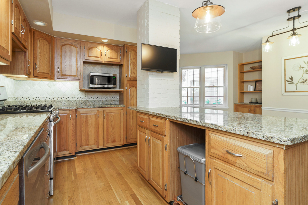 136 s Remington Rd-23