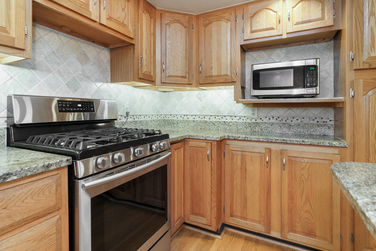 136 s Remington Rd-24