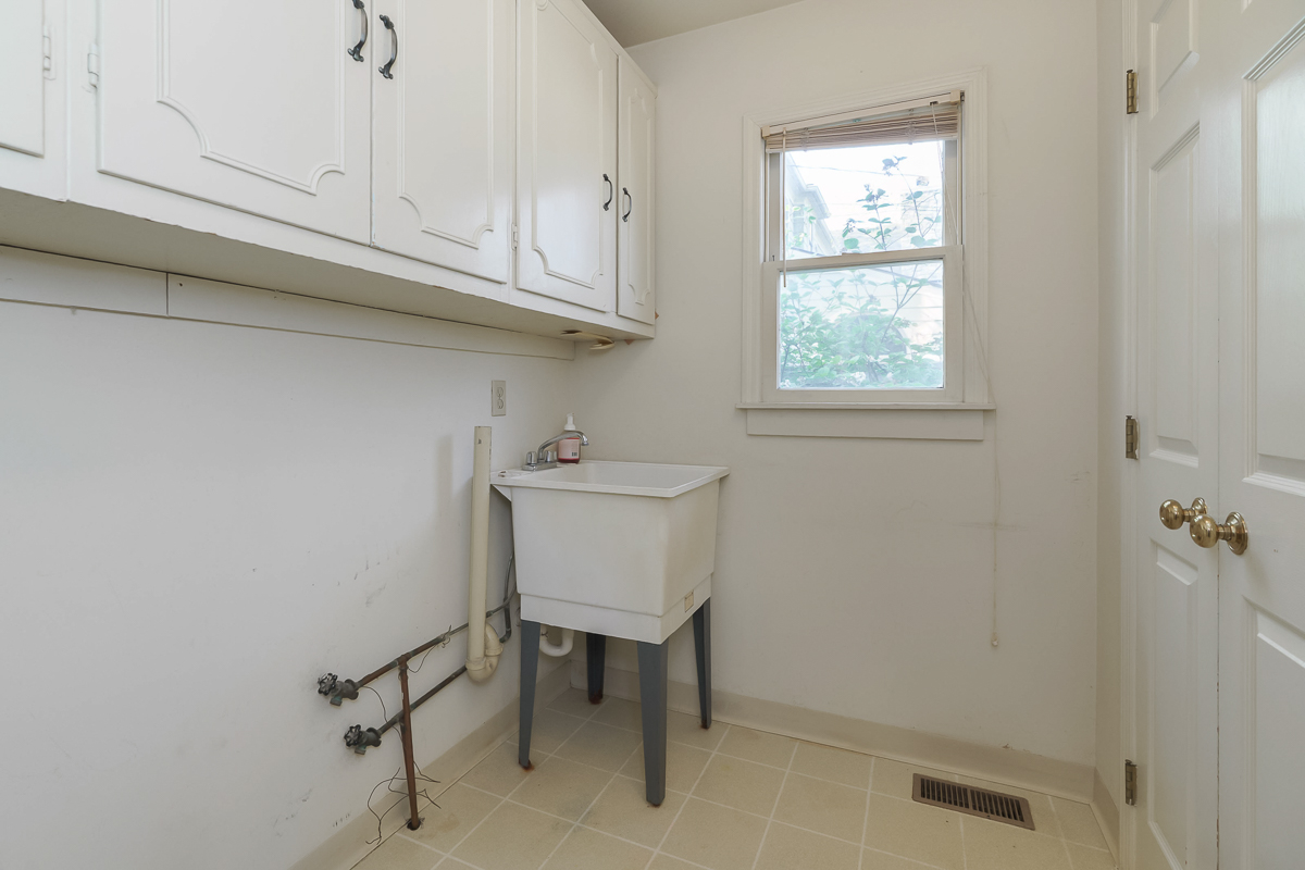 136 s Remington Rd-28