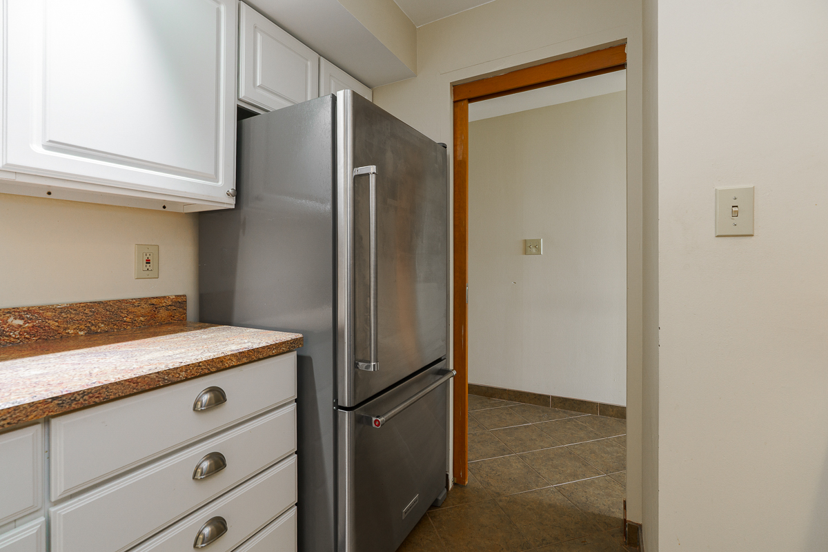 1000 Urlin Ave #1407-19