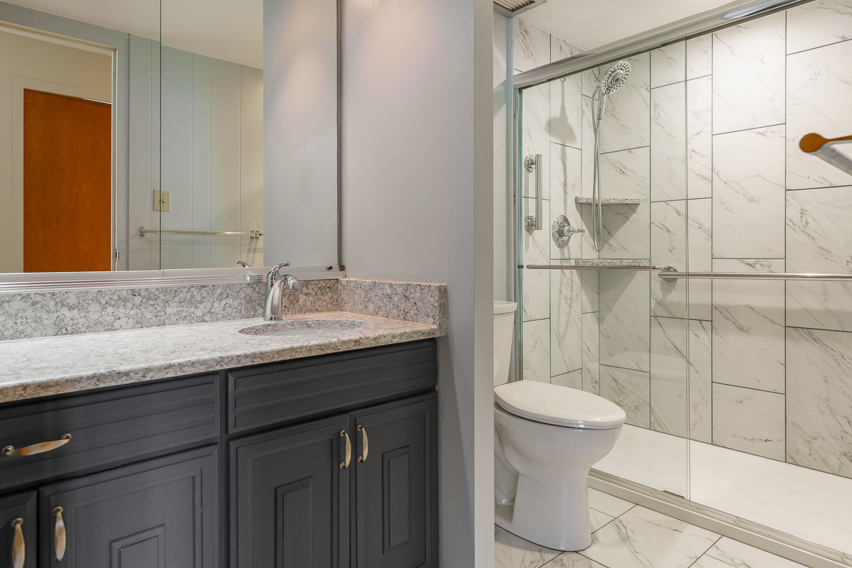 1000 Urlin Ave #1407-22