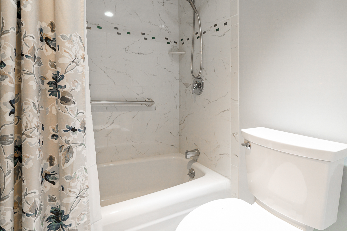 1000 Urlin Ave #1407-24