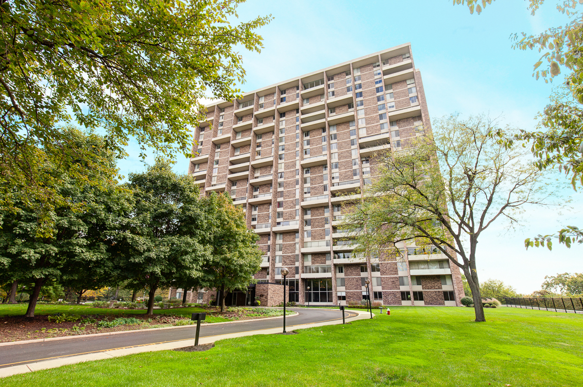 1000 Urlin Ave #1407-9