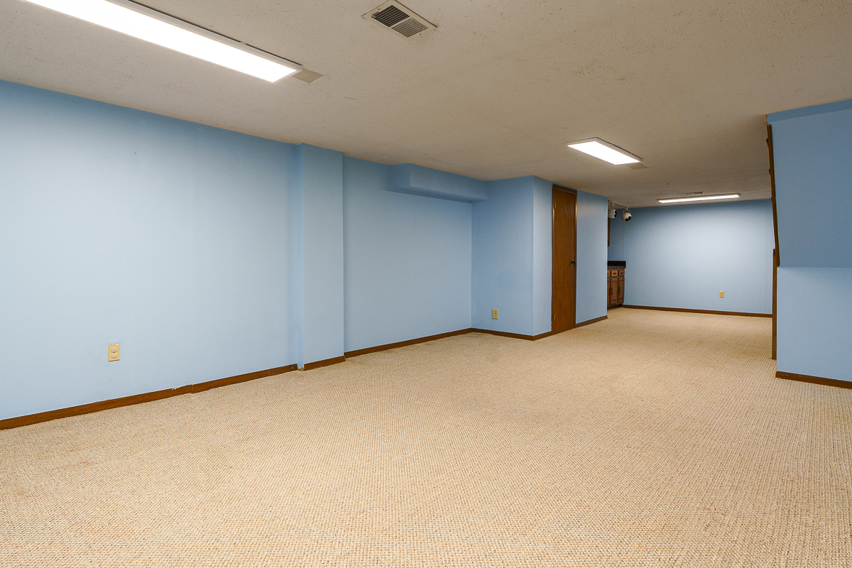 1425 Briarmeadow Dr-10