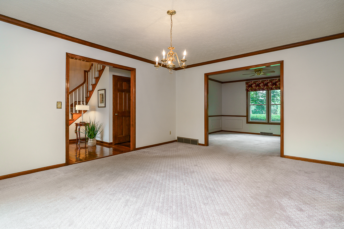 1425 Briarmeadow Dr-16