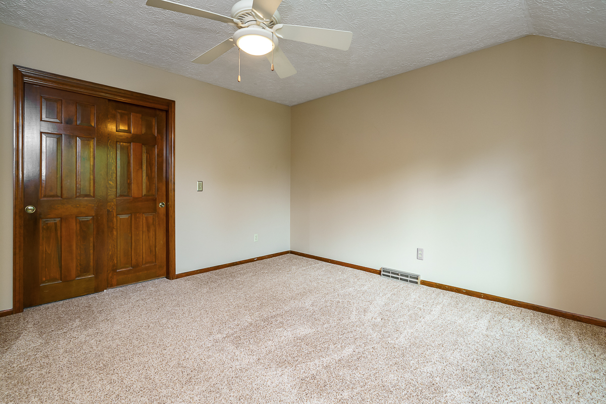 1425 Briarmeadow Dr-50