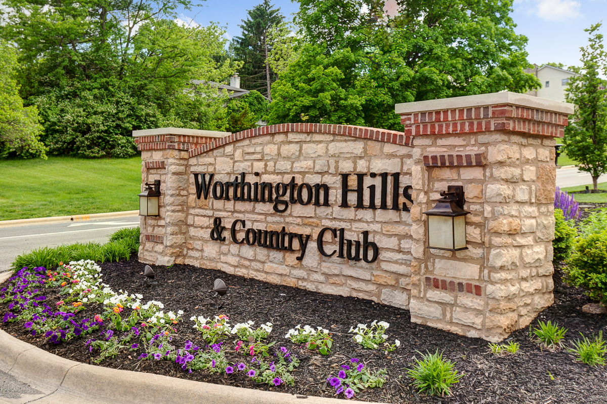 1425 Briarmeadow Dr-55