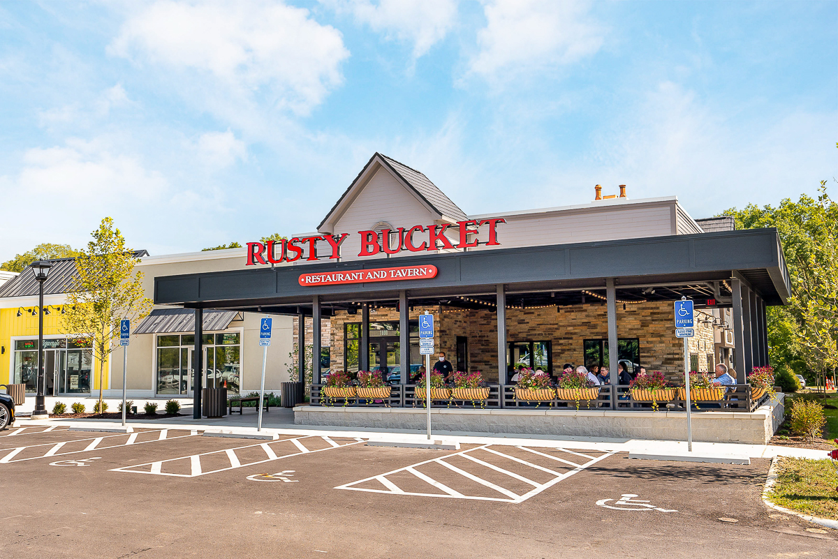 1425 Briarmeadow Dr-58