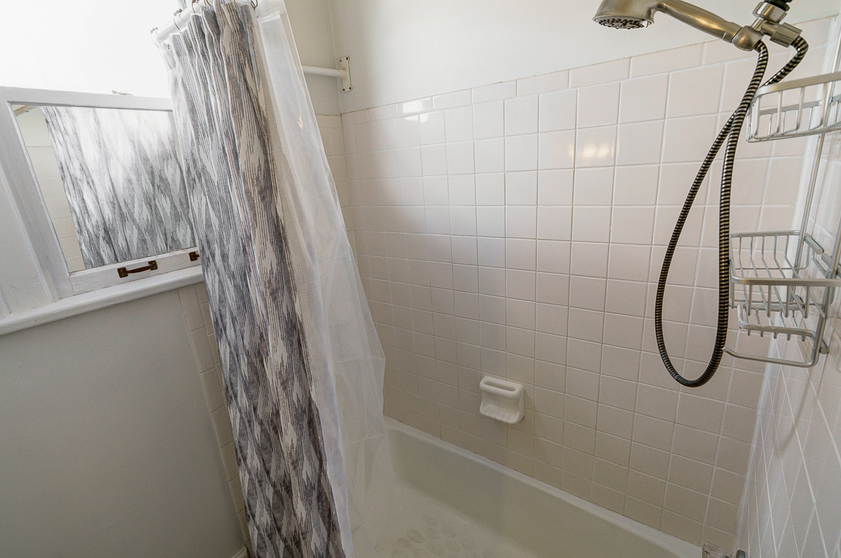 145 E Columbus St-28