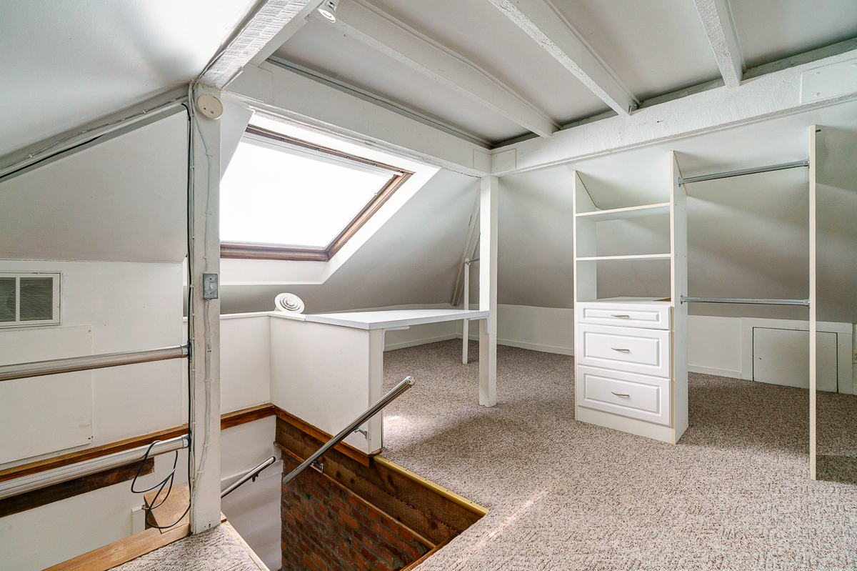 145 E Columbus St-33