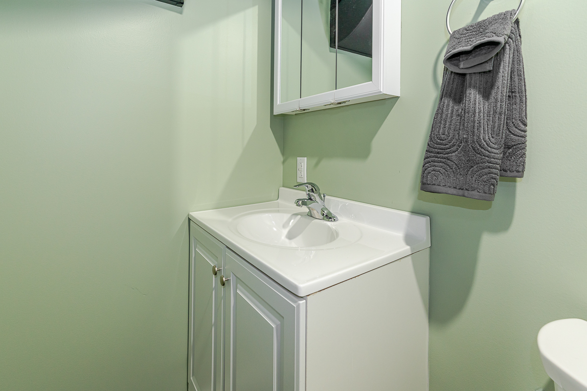 162 E Morrill Ave-10