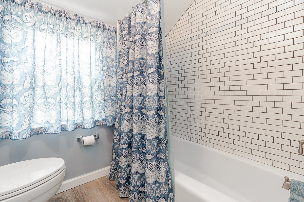 162 E Morrill Ave-26