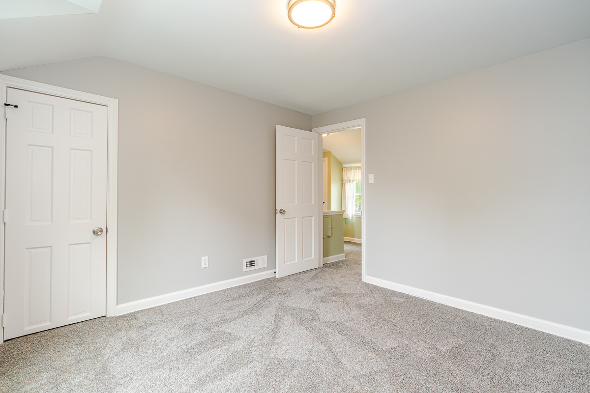 162 E Morrill Ave-30