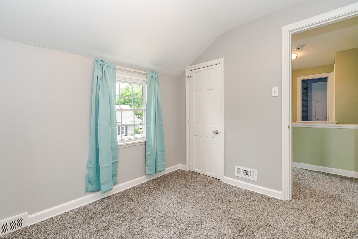 162 E Morrill Ave-34