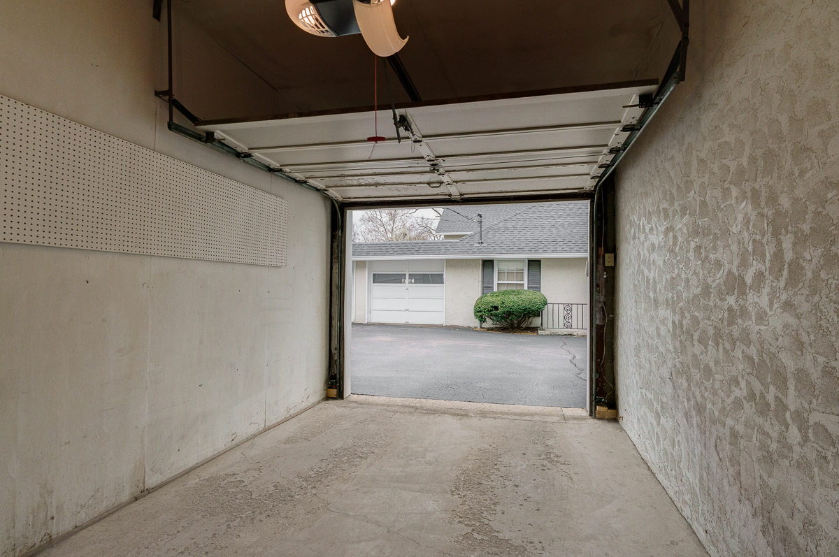 1631 Roxbury Rd Unit B5-10