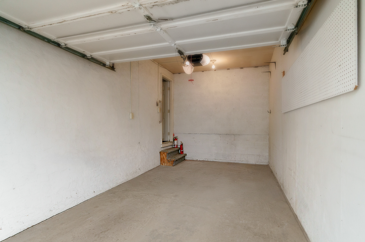 1631 Roxbury Rd Unit B5-11