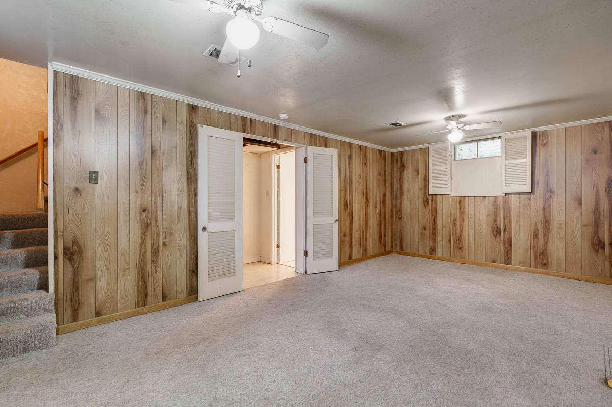 1631 Roxbury Rd Unit B5-17