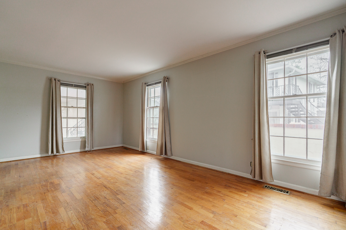 1631 Roxbury Rd Unit B5-19