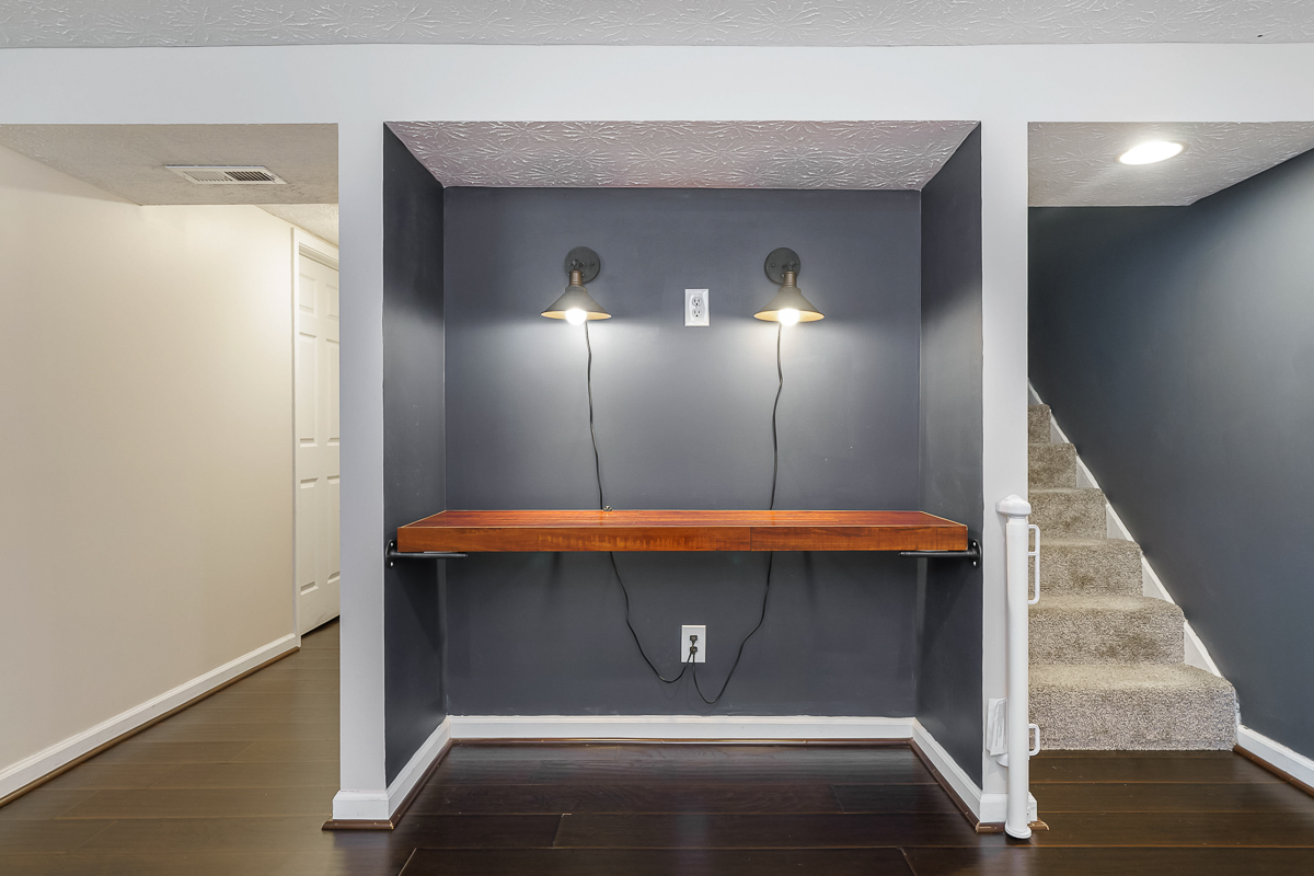 1649 North Star Ave-16