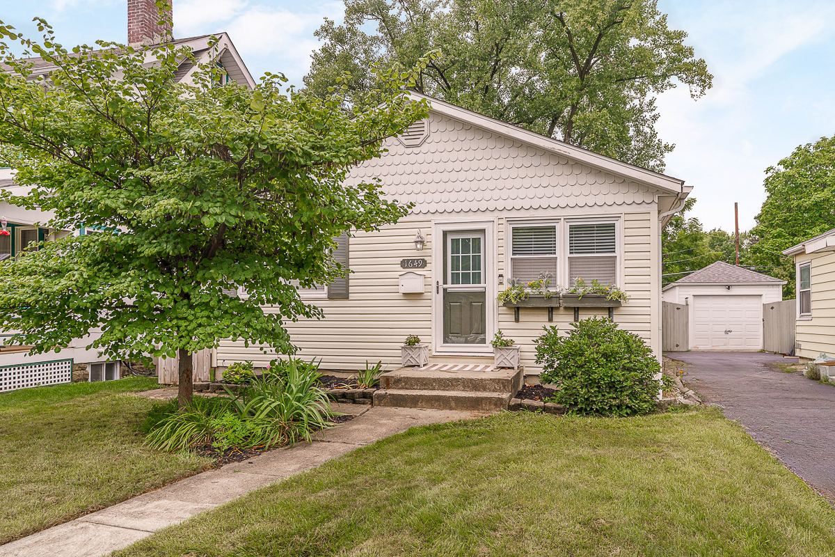 1649 North Star Ave-2