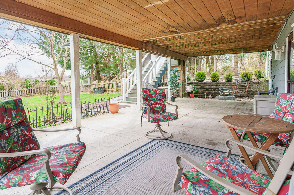 1708 Apple Valley Dr.--17