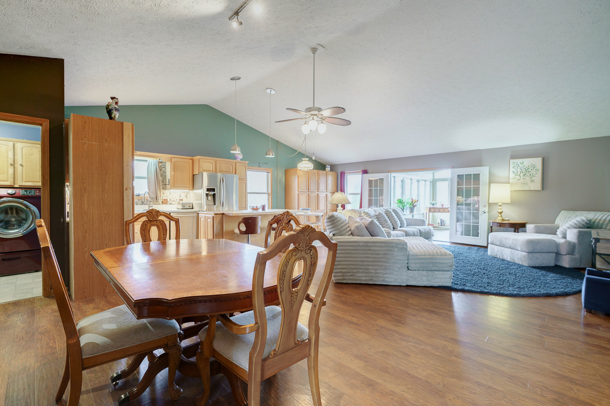 1708 Apple Valley Dr.--22