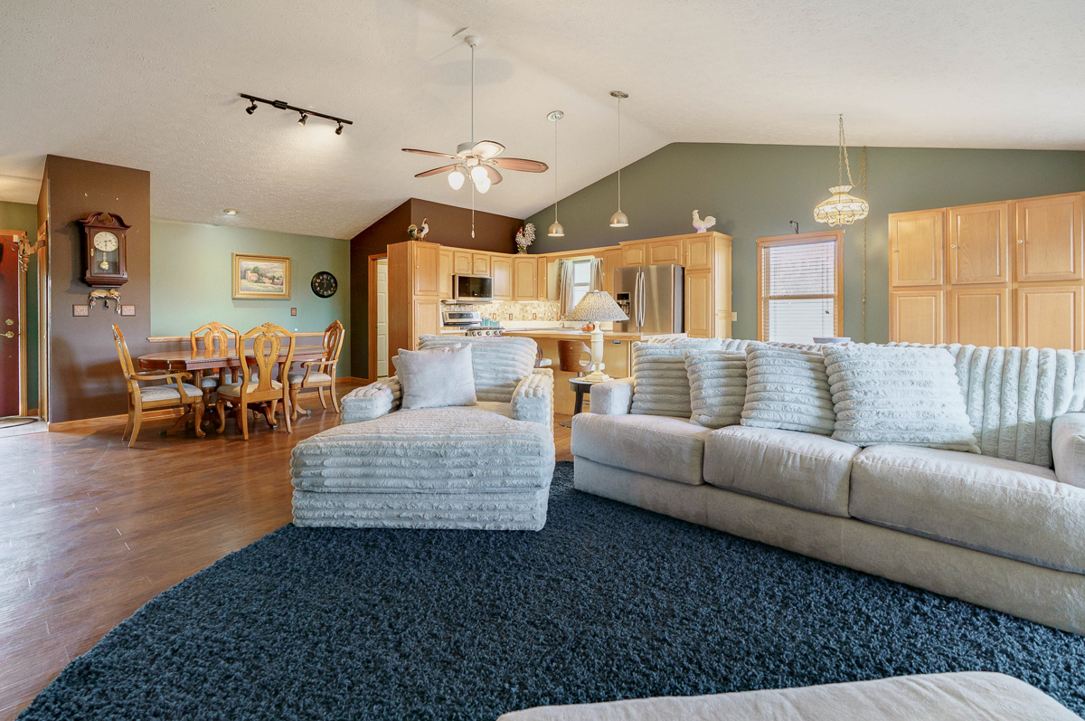 1708 Apple Valley Dr.--28