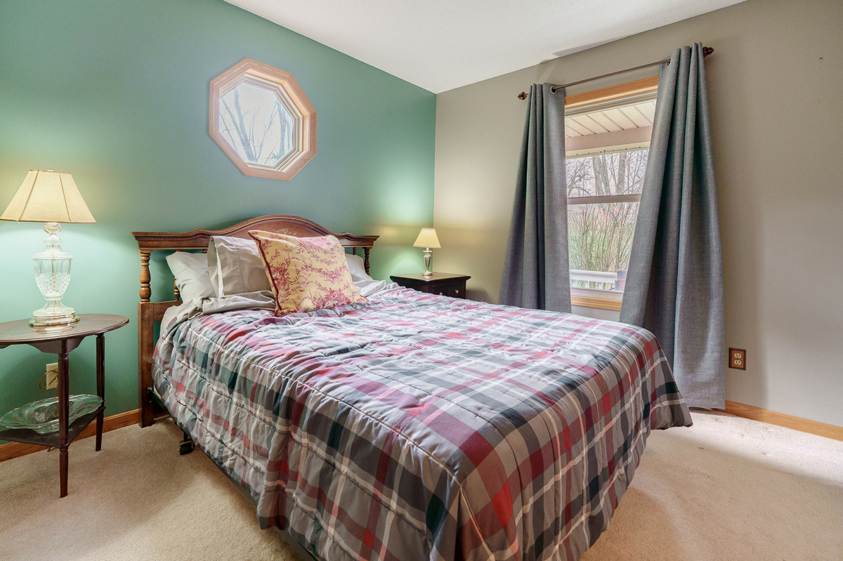 1708 Apple Valley Dr.--47