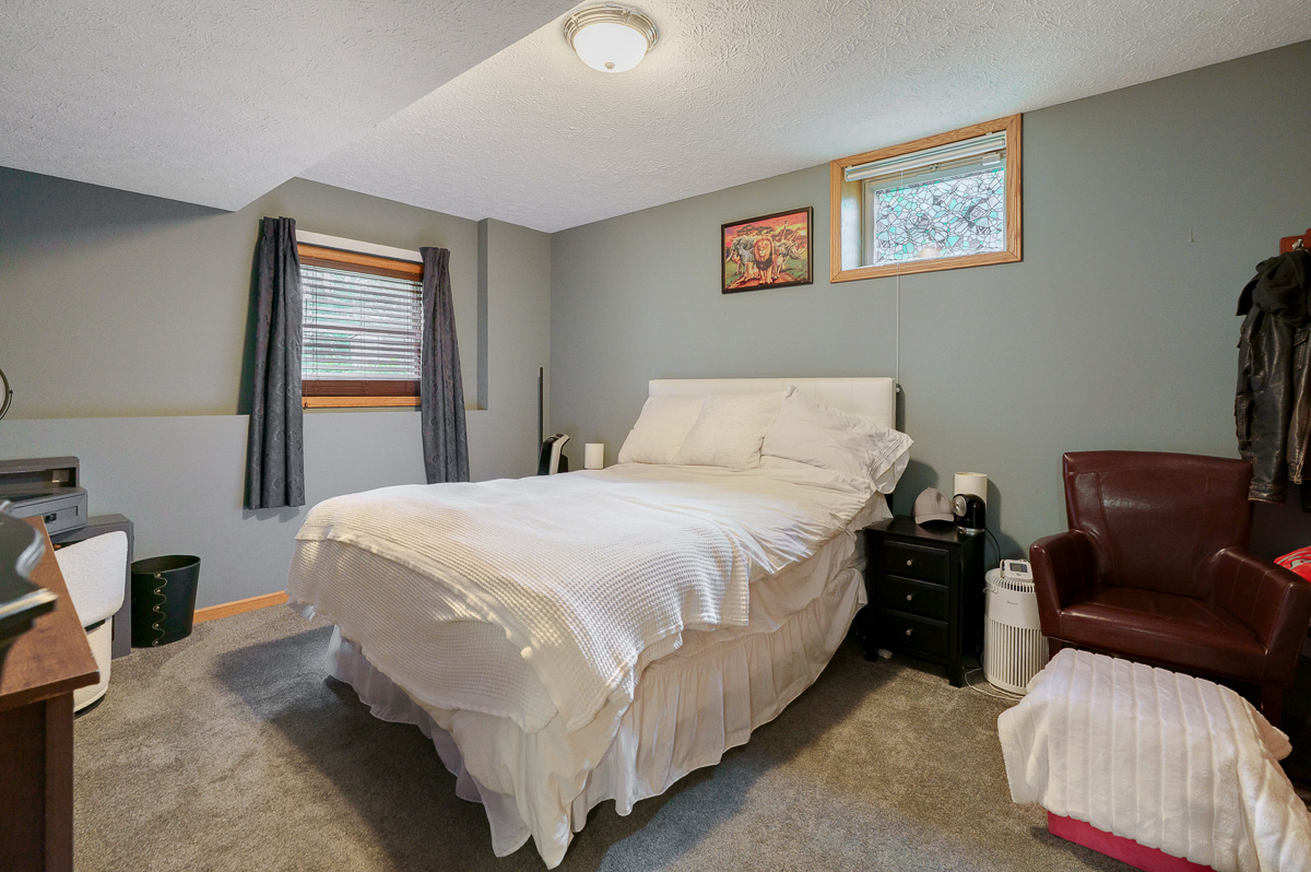 1708 Apple Valley Dr.--58