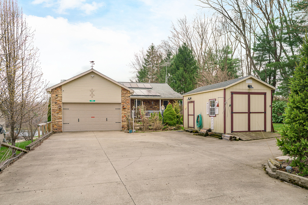 1708 Apple Valley Dr.--7