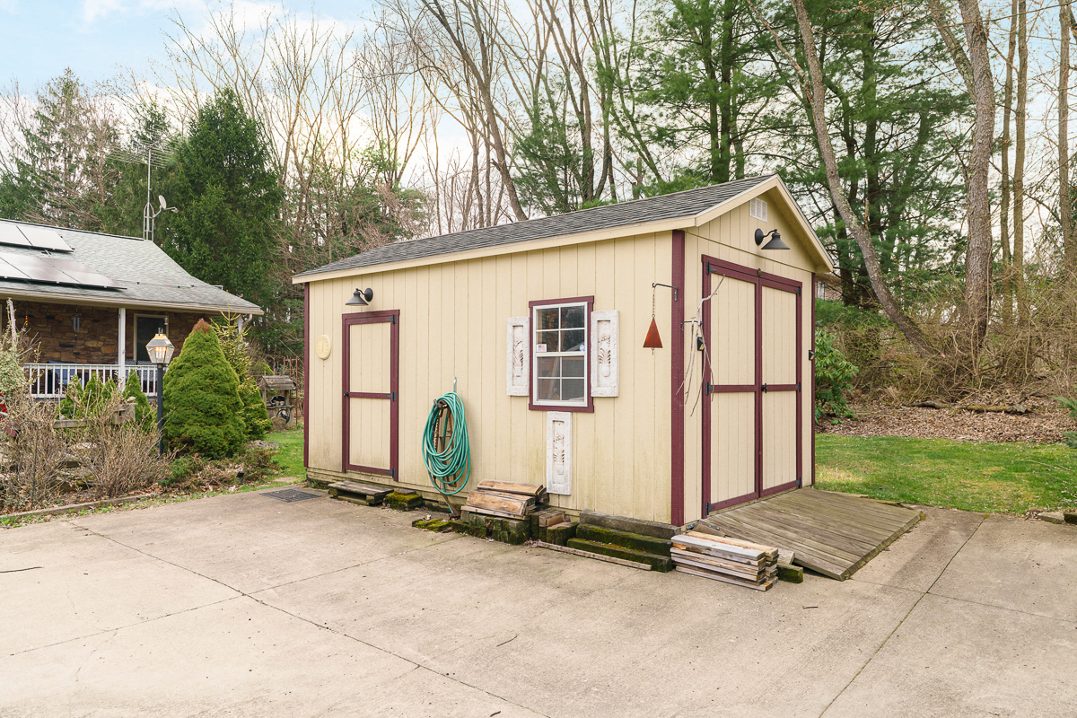 1708 Apple Valley Dr.--8