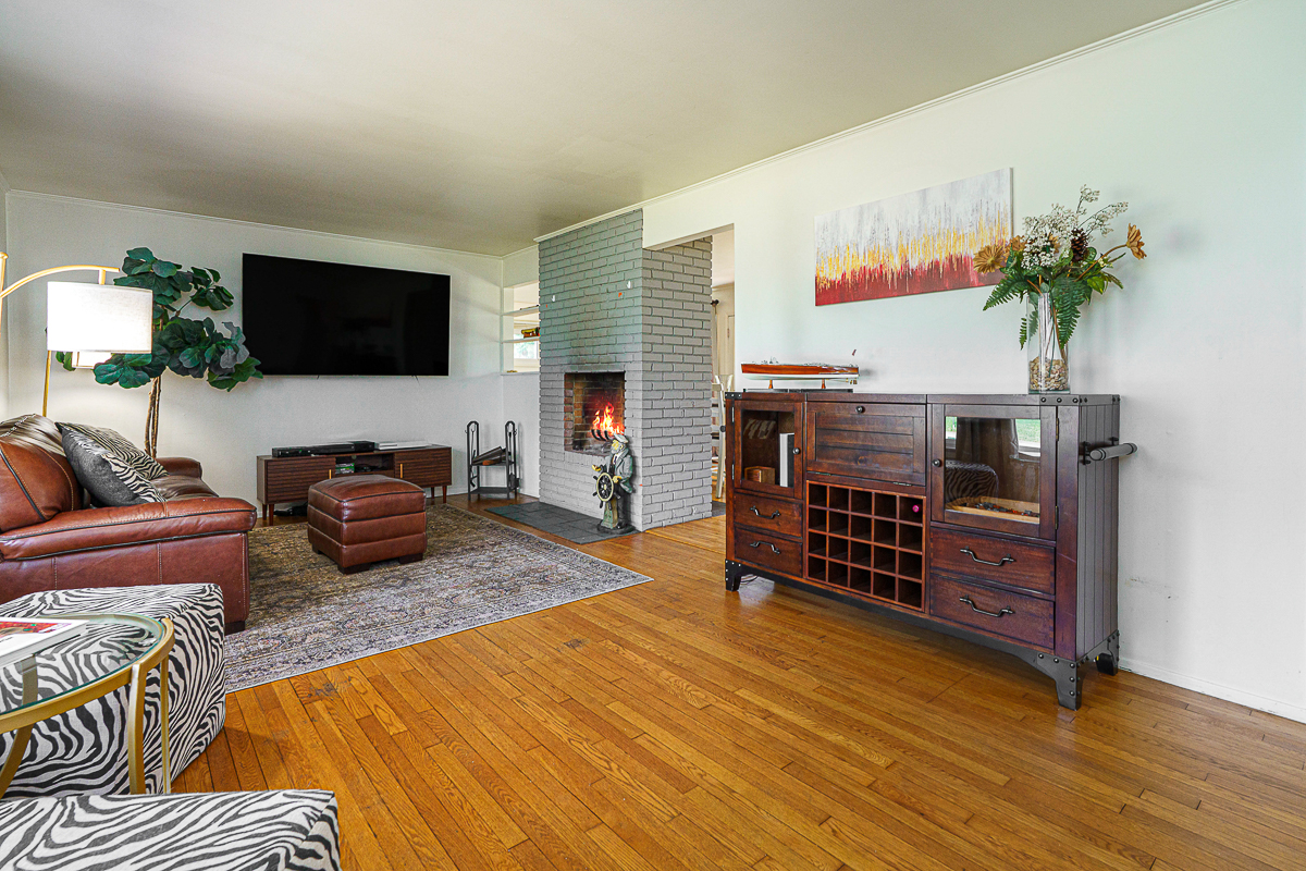 1711 Inchcliff Rd-16