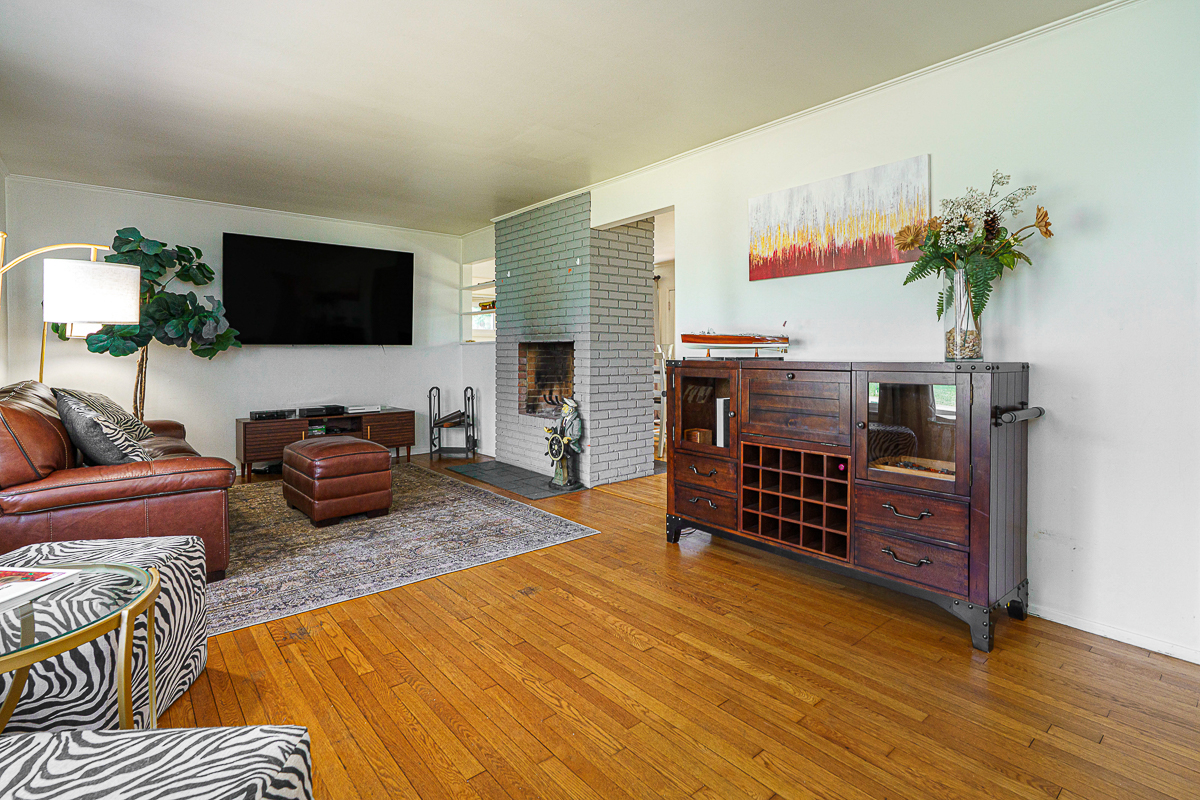 1711 Inchcliff Rd-17