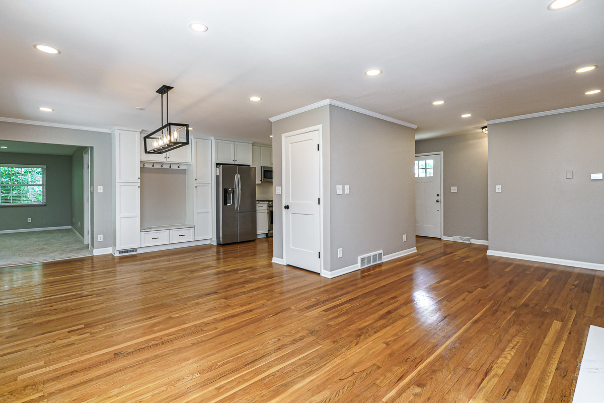 1789 Riverhill Rd-24