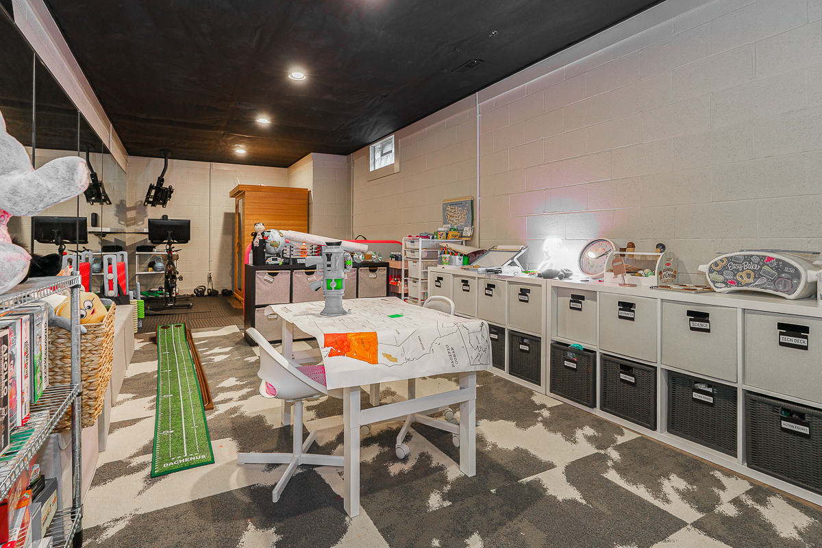 1808 Upper Chelsea Rd-21