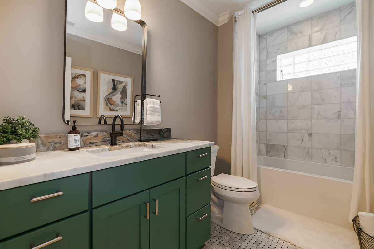 1808 Upper Chelsea Rd-63