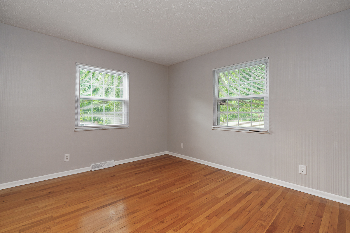 18204 Timber Trails Rd-42