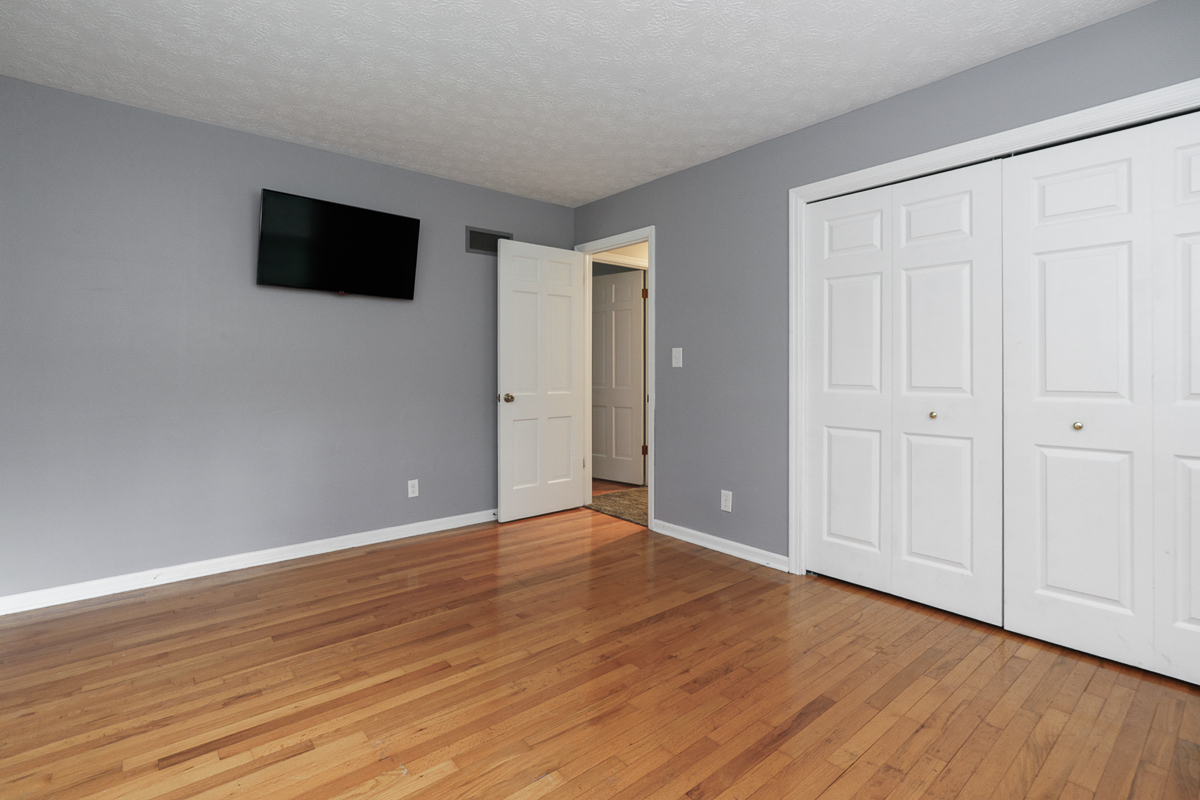 18204 Timber Trails Rd-43