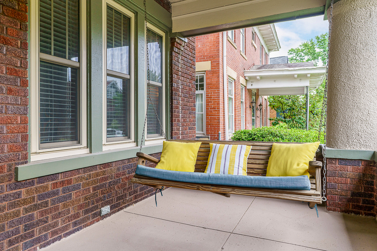 1833 Franklin Ave-15